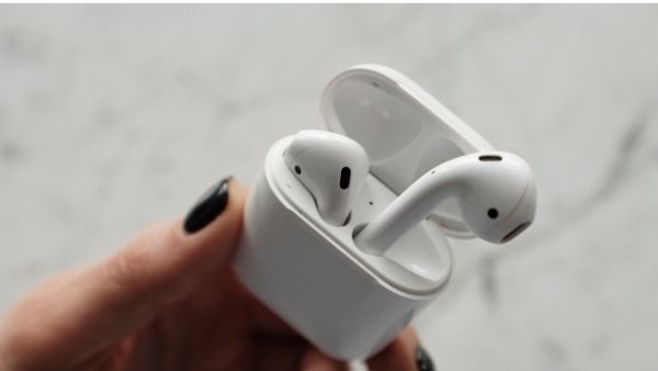Anniversary Gifts for Her Gift Idea 19: Pair of Apple AirPods